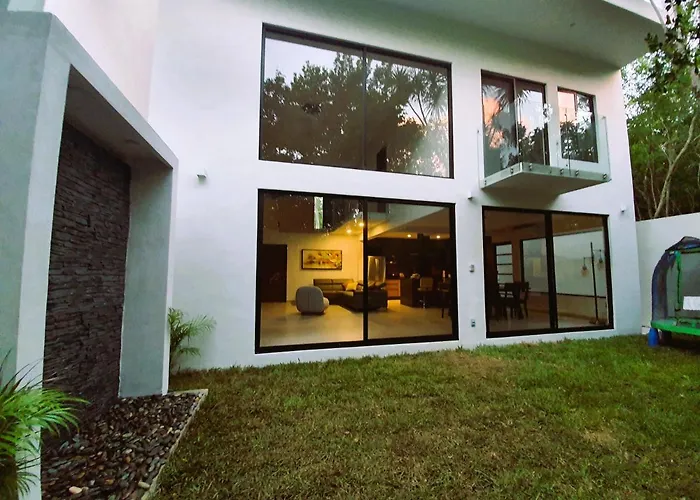 Residence 8 Min From The Beach